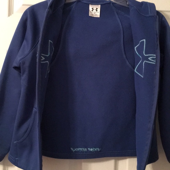 Under armour lightweight fleece jacket. - Picture 6 of 6